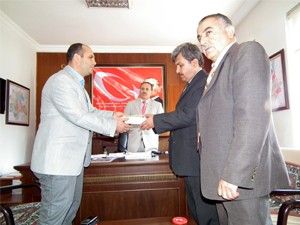 Akşehir Ticaret Odasından öğrencilere 20 bin TL yardım