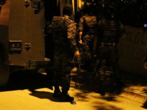 Cizre'de terör saldırısı: 1 polis şehit düştü