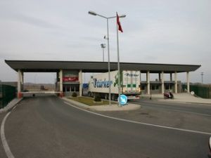 Yunanistan sınır kapılarında grev başladı