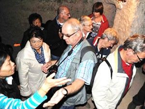 200 kiloluk turist yeraltı şehrinde sıkıştı