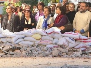 Abdullah Gül Üniversitesi istifasını istedi