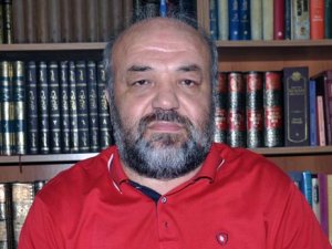 İhsan Eliaçık: Özyönetim Kur'an'da var