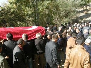 Karamanlı öğretmen torağa verildi
