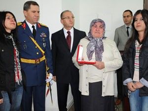Gözyaşlarıyla kutlandı