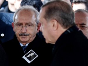 Kılıçdaroğlu'nun Erdoğan'a komik bakışı