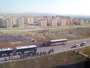 Meram TOKİnin otobüs çilesi sürüyor