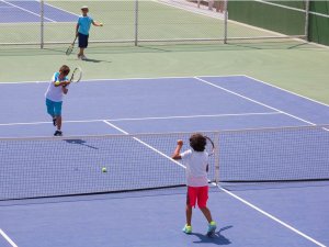 Selçuklu Belediyesi Tenis Kortu Hizmete Açıldı