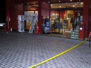 Akaryakıt istasyonunda tuvalet kavgası: 2 yaralı