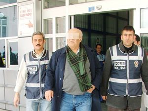 Emekli Emniyet Müdürü gözaltına alındı