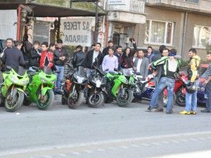 Motor sporları tutkunları bayramda bir araya geldi