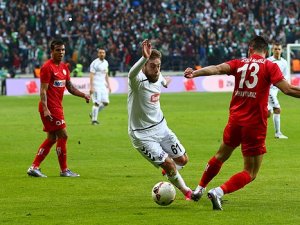 Torku Konyaspor çeyrek finalde!