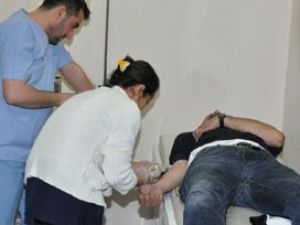 Askeri araç devrildi: 29 asker yaralı