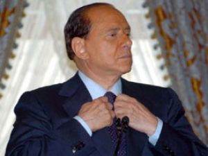 İtalya'da Berlusconi dönemi bitti