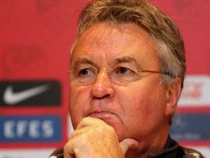 Hiddink G.Saray'ı da yaktı