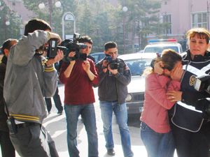 Fuhuş tuzağına polis baskını