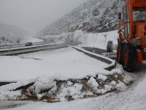 Alacabel geçişine kar engeli