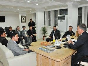 Gençlerden Başkan Oğula ziyaret