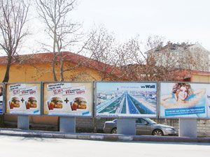 Açık havada değerlere saygısızlık