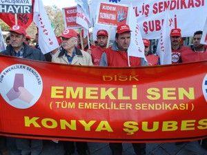 DİSK eylemlere devam ediyor