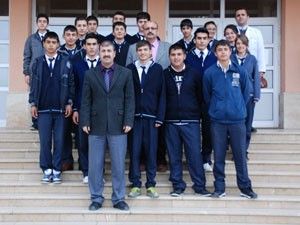 Sarayönülü öğrencilerden Van'a 516 lira yardım
