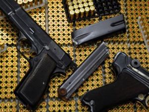 Öğrenciler, barutsuz mermi atan silah geliştirdi