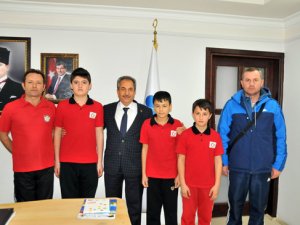 Ak Nasreddin Spor Kulübü  Akkaya’yı ziyaret etti
