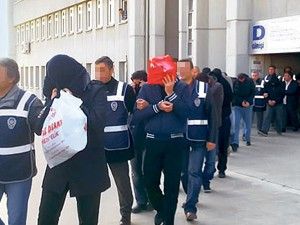Siparişle çalışan çeteye 'Oto'psi baskını