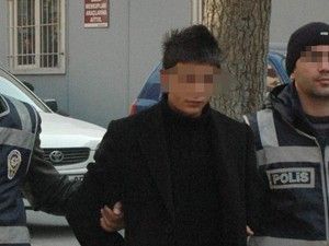 Kuru sıkı diye dalga geçilince öldürmüş