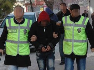 Hırsızlar yardım kutusunu çaldı