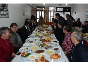 Kaymakam Özer Akçakocalı Karslılarla Buluştu