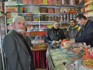 Aşure bereketi sevindirdi