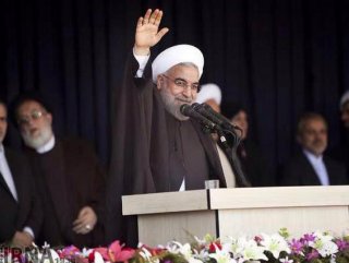 İran'daki seçimleri reformcular kazandı