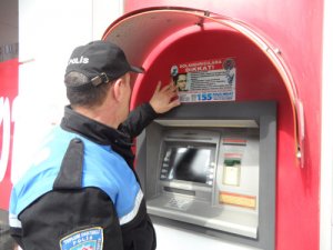 Dolandırıcılara 25 bin TL kaptırdı