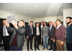 Yılmaz’ın ’gülsan’ Ve ’saathane’ Planı