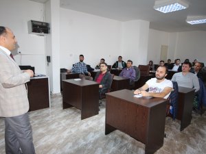 Beyşehir'de uygulamalı girişimcilik eğitimleri başladı
