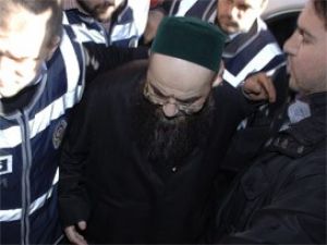 Cübbeli Ahmet hoca hastaneye kaldırıldı