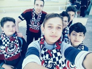 Beşiktaşlılar Örnek Olmaya Devam Ediyor