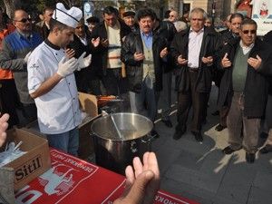 DP Karatay, aşure ikram etti