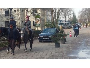 Kartepe Zabıtası’ndan Turizme Destek