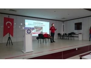 Akut Bozüyük’ten "Deprem Bilinçlendirme" Semineri