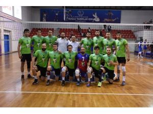 Düzce Belediyespor Voleybol Takımı Yerini Korumak İstiyor