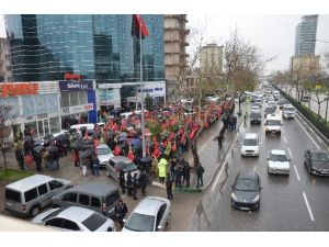 Zaman Gazetesi’ne Kayyum Atanması Bursa’da Protesto Edildi