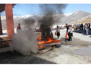 Hakkari’de Deprem Tatbikatı