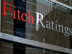 Fitch, 5 bankanın kredi notunu indirdi