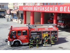 Geleceğin İtfaiyecileri ’8 Mart’ı Böyle Kutladı