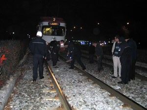 Konya'da tramwayın çarptığı liseli genç yaralandı