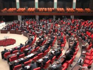 HDP'lilerin Fezlekeleri Meclise Geldi
