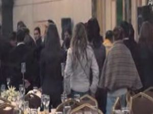 Ürdün Başbakanı'nın eşi yemekte rahatsızlandı
