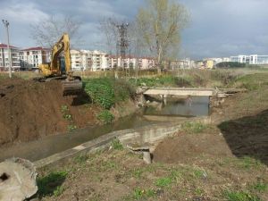 Edirne’de Helvacı Deresi Genişletildi