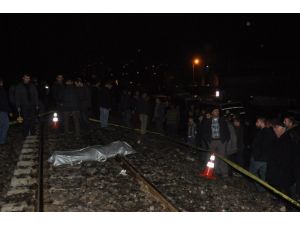 Tatvan’da Tren Yolcu Minibüsüne Çarptı: 1 Ölü, 3 Yaralı